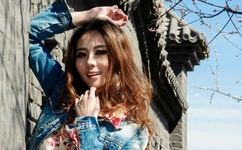 男瑜伽老师来家里教课BD电影